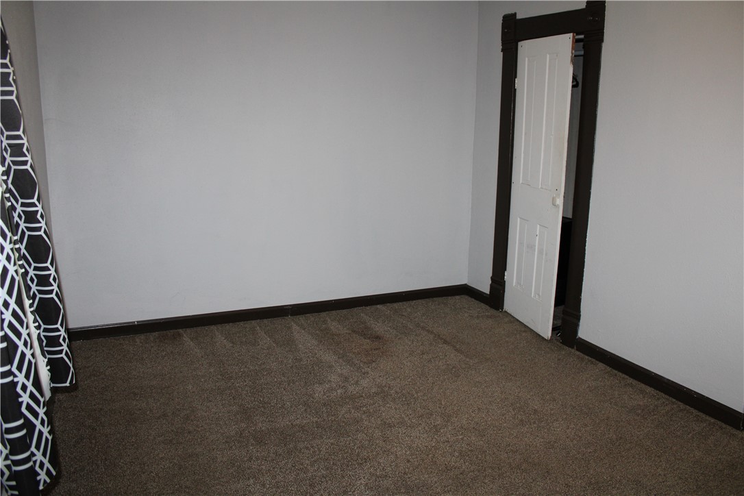 704 W South 3rd Street Property Photo 10