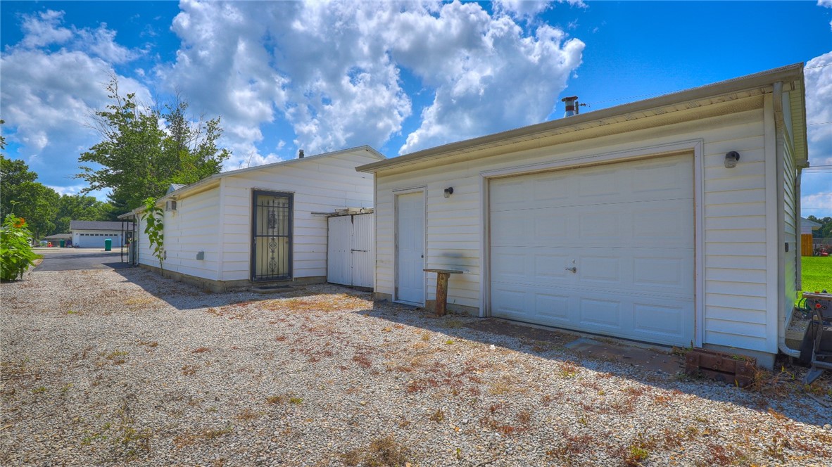 4210 Cleveland Avenue Property Photo 46