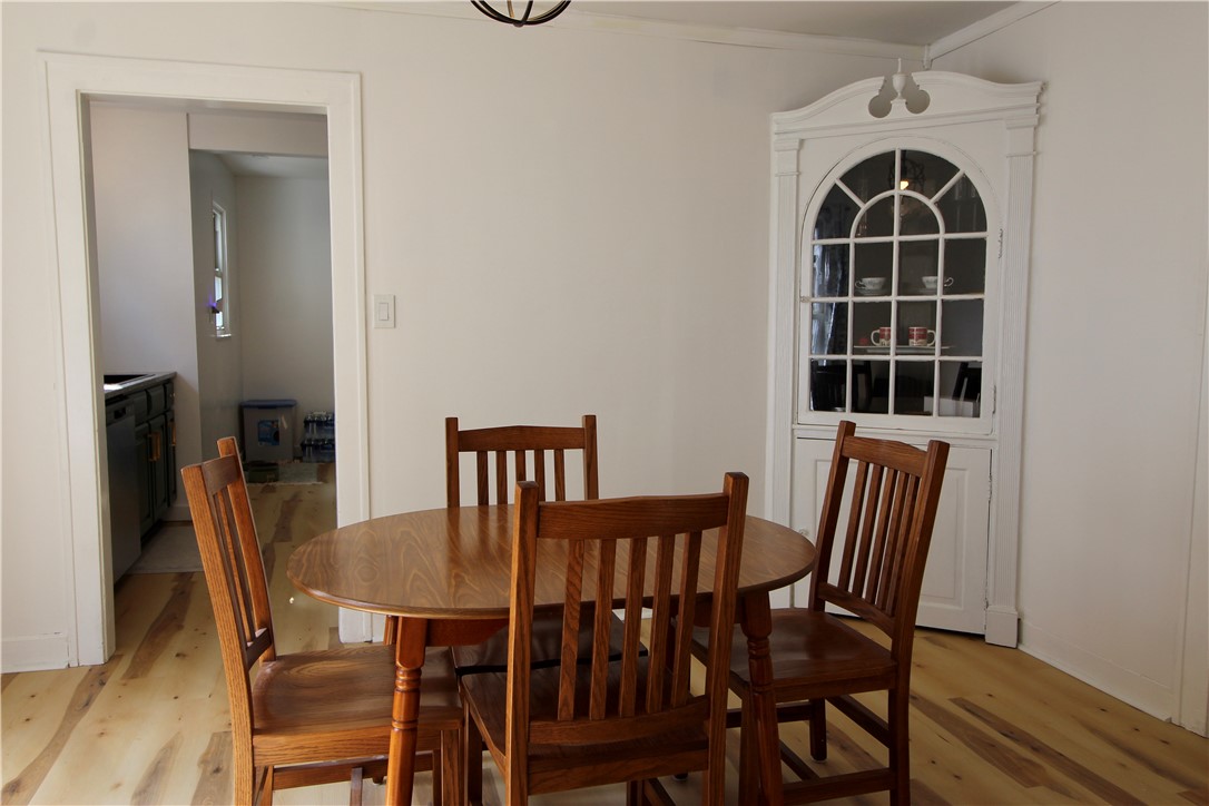3221 Champaign Avenue Property Photo 7