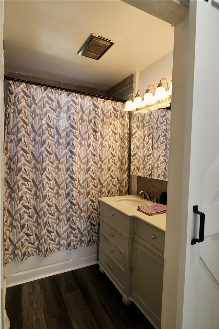 3221 Champaign Avenue Property Photo 13