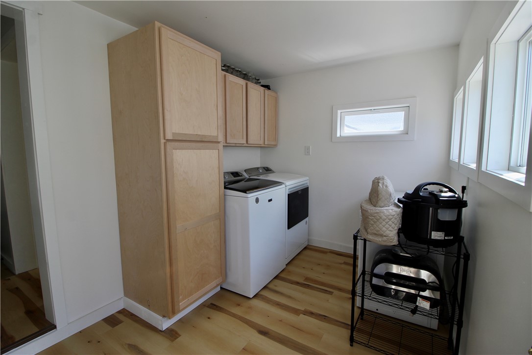 3221 Champaign Avenue Property Photo 17