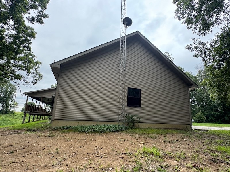 12043 East Road Property Photo 6