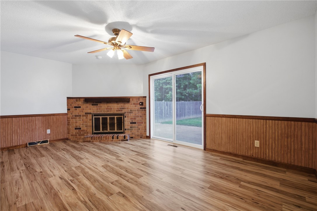 906 Flame Avenue Property Photo 14