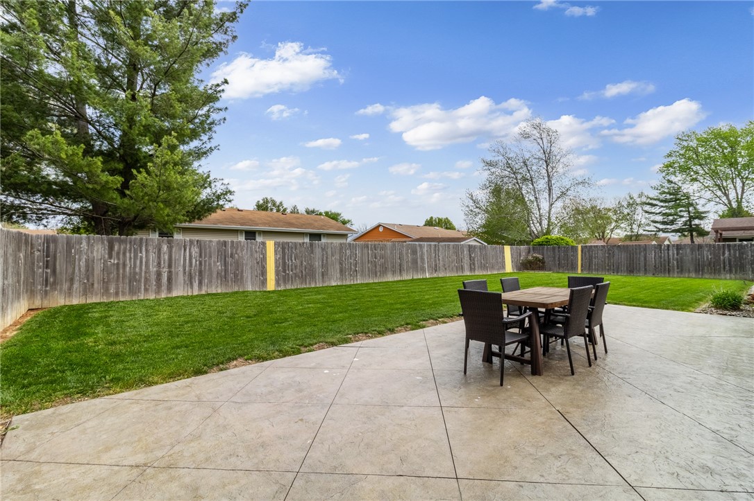 906 Flame Avenue Property Photo 26