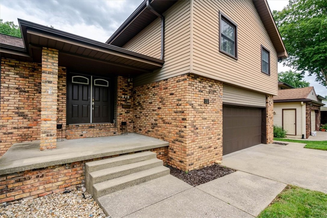 512 W Ash Avenue Property Photo 4