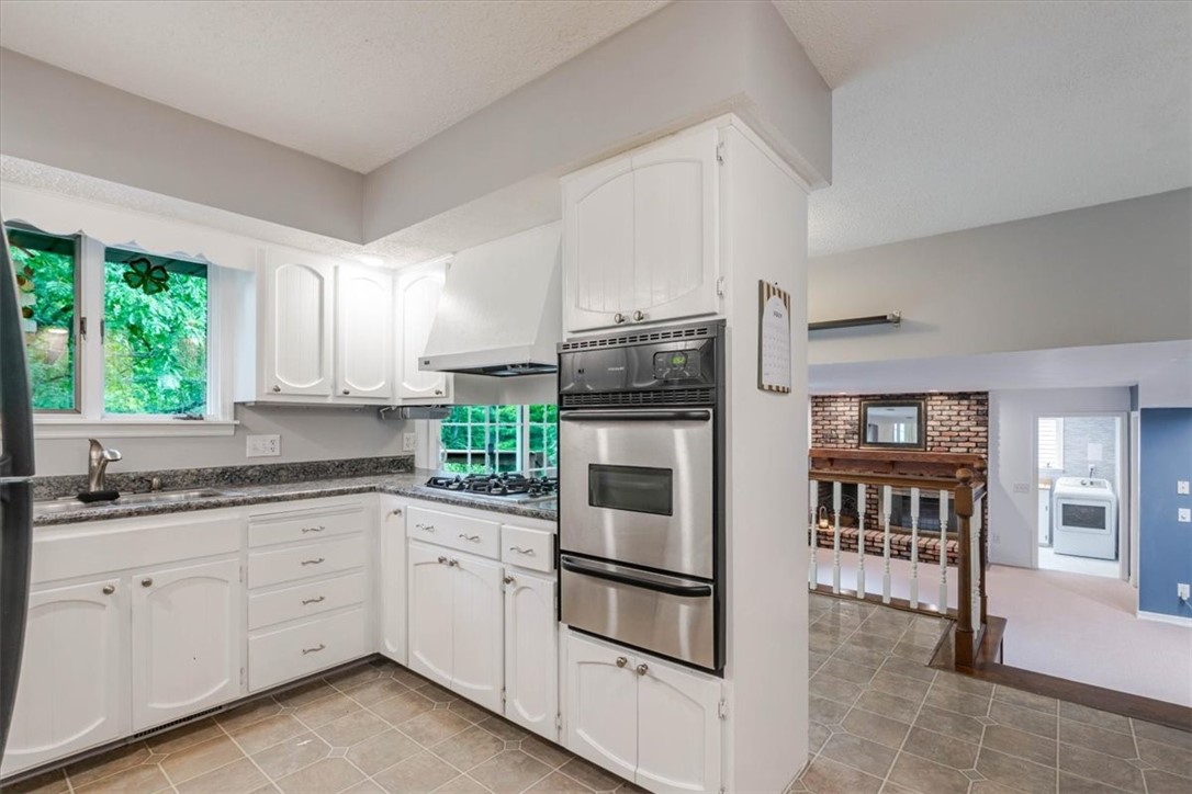 512 W Ash Avenue Property Photo 11