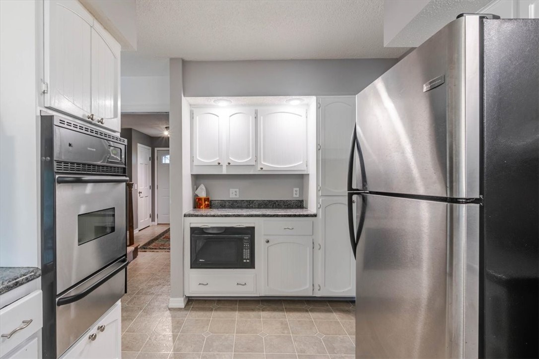 512 W Ash Avenue Property Photo 13