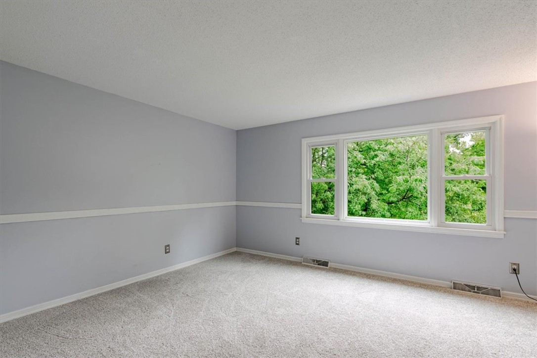 512 W Ash Avenue Property Photo 28