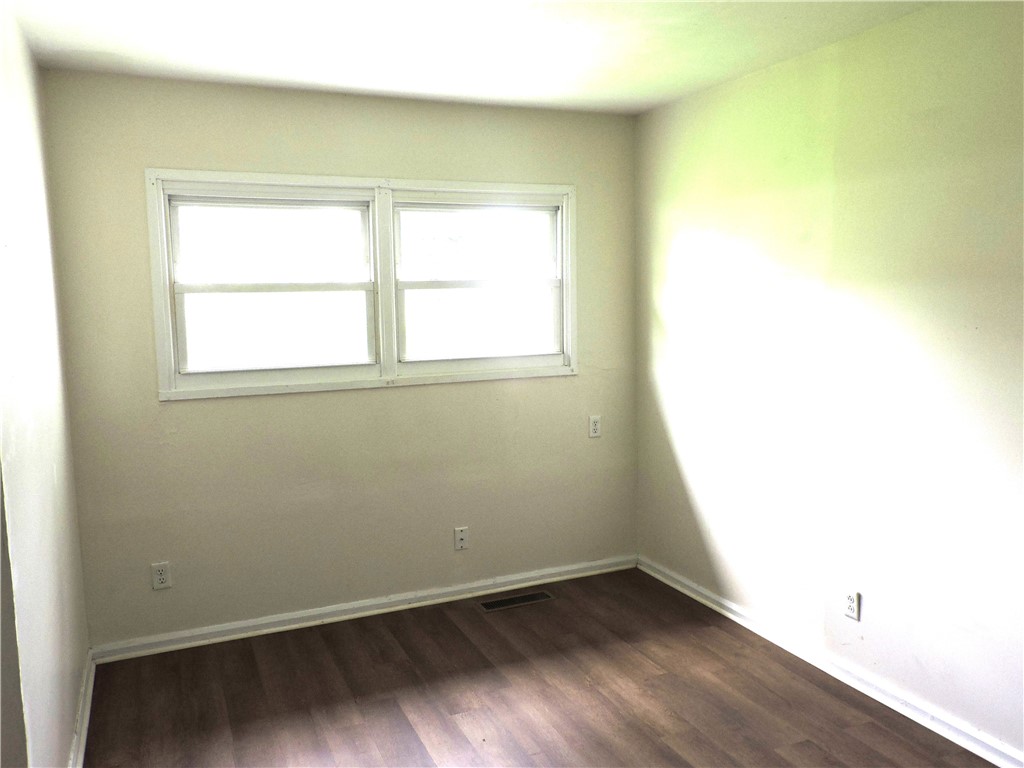 1613 Robinson Street Property Photo 4