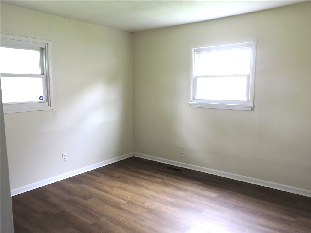 1613 Robinson Street Property Photo 6