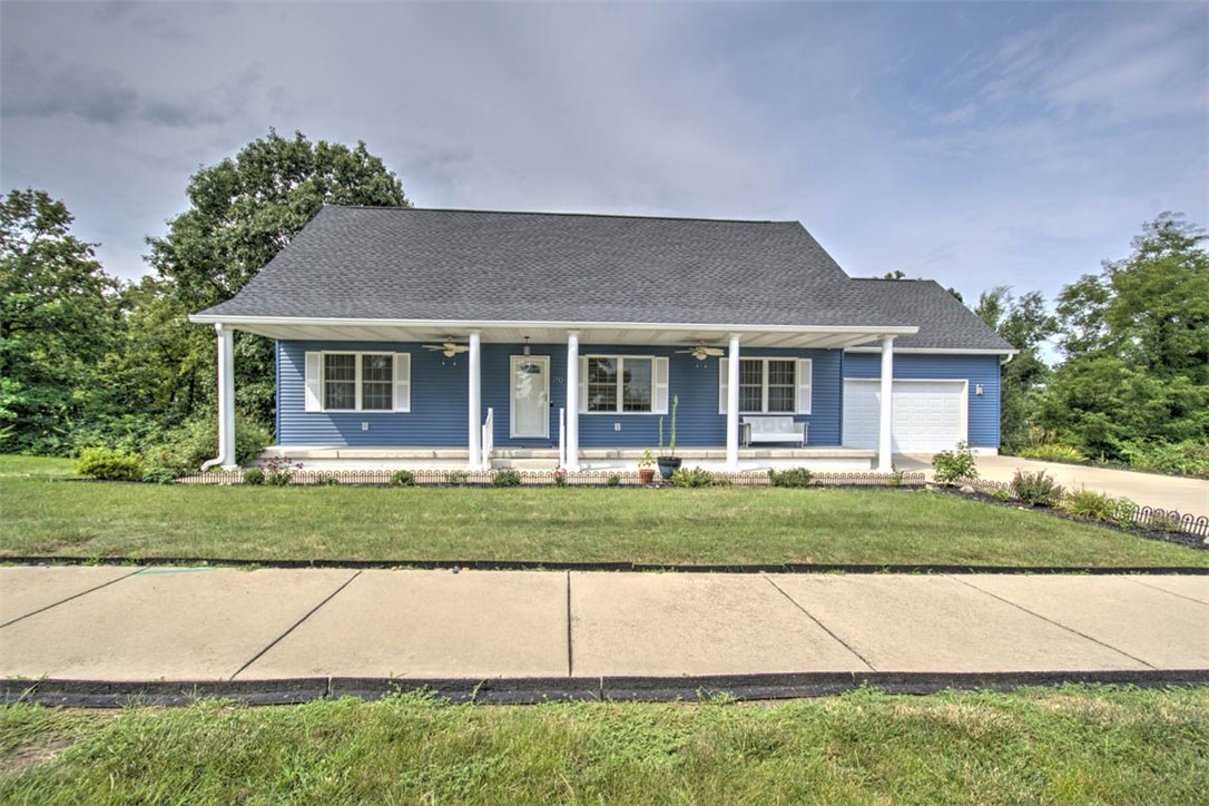 350 E Mueller Court Property Photo 1