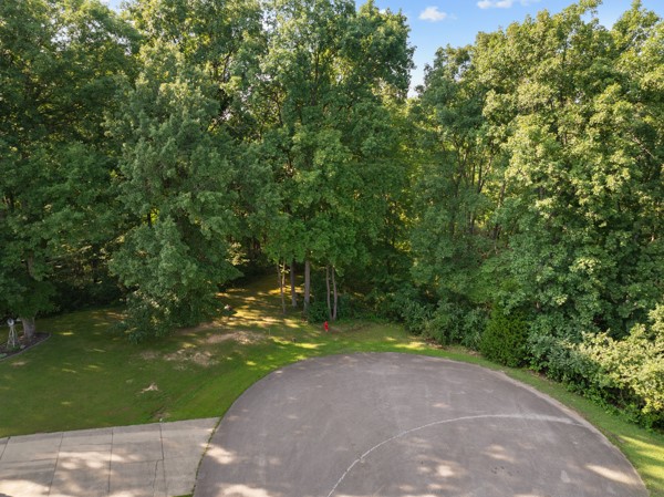 Robin Lane Property Photo 1