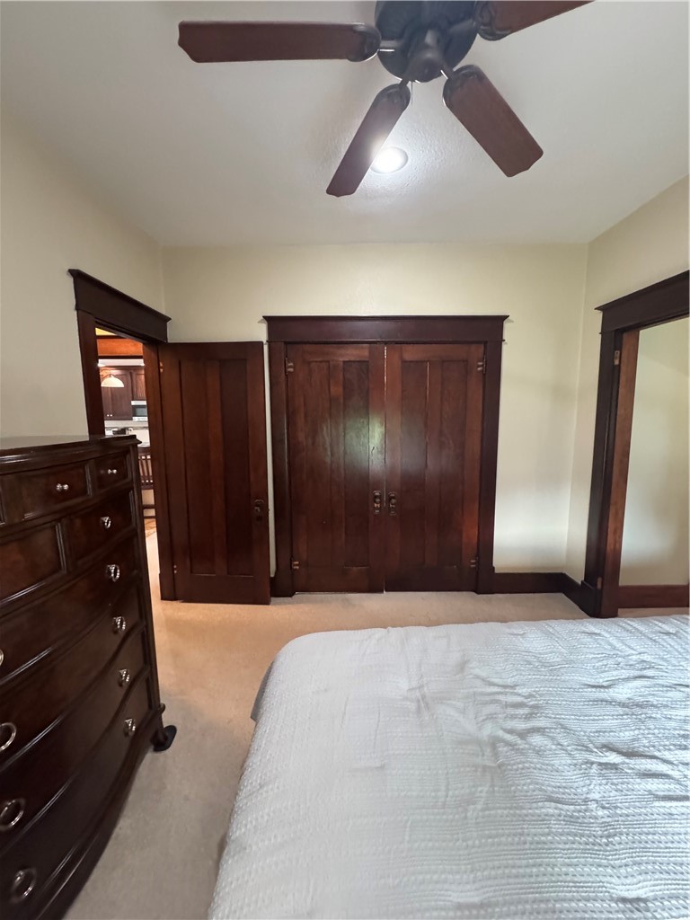 202 E Washington Avenue Property Photo 24