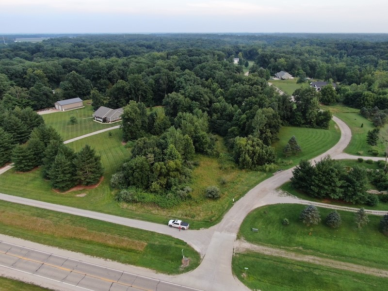 000 Crooked Lane