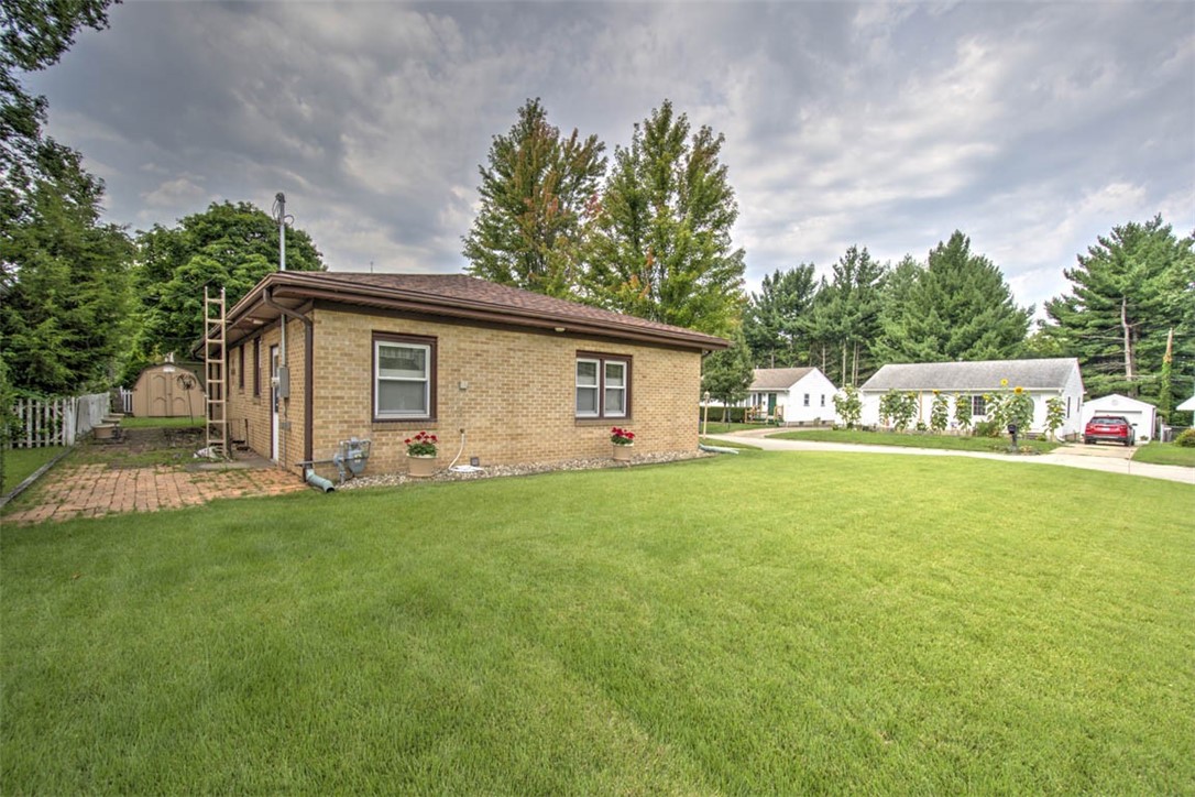 26 Maple Court Property Photo 18