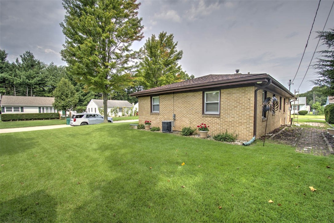 26 Maple Court Property Photo 19