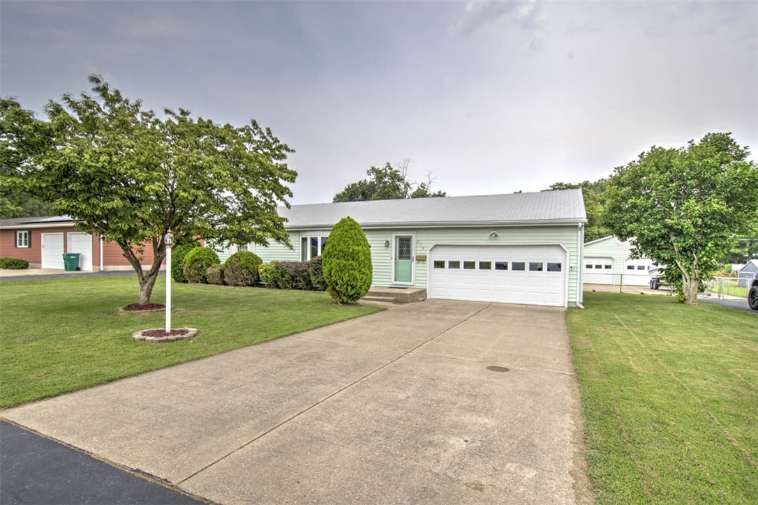 270 Shutter Drive Property Photo 1