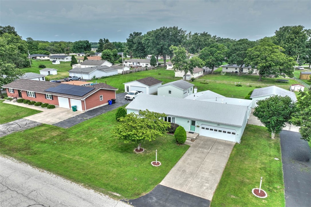 270 Shutter Drive Property Photo 4