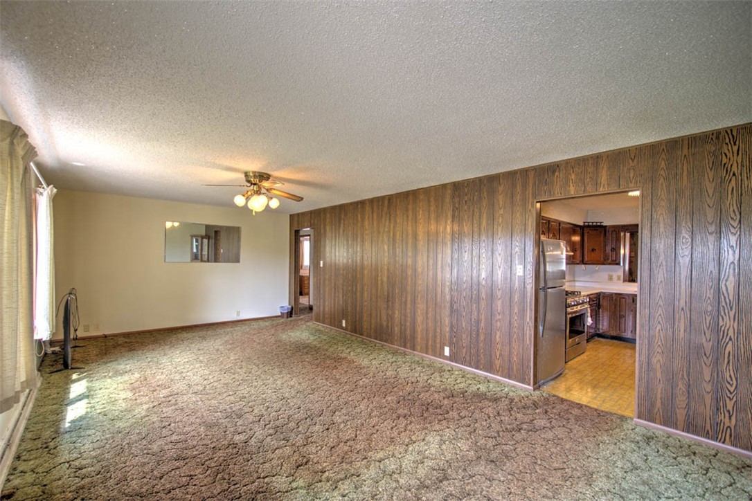 270 Shutter Drive Property Photo 10