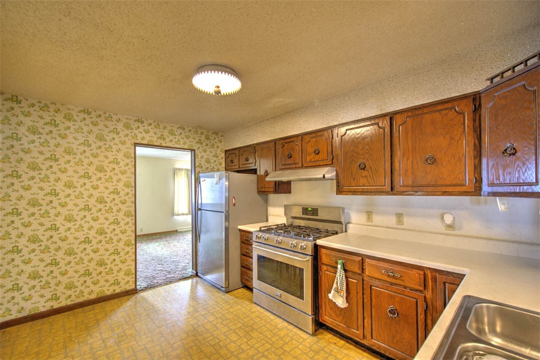 270 Shutter Drive Property Photo 16