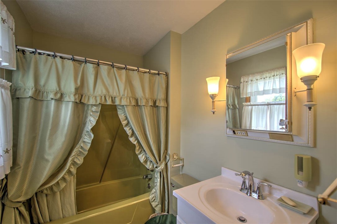 270 Shutter Drive Property Photo 19