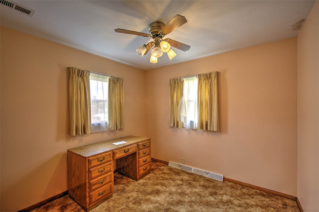 270 Shutter Drive Property Photo 21