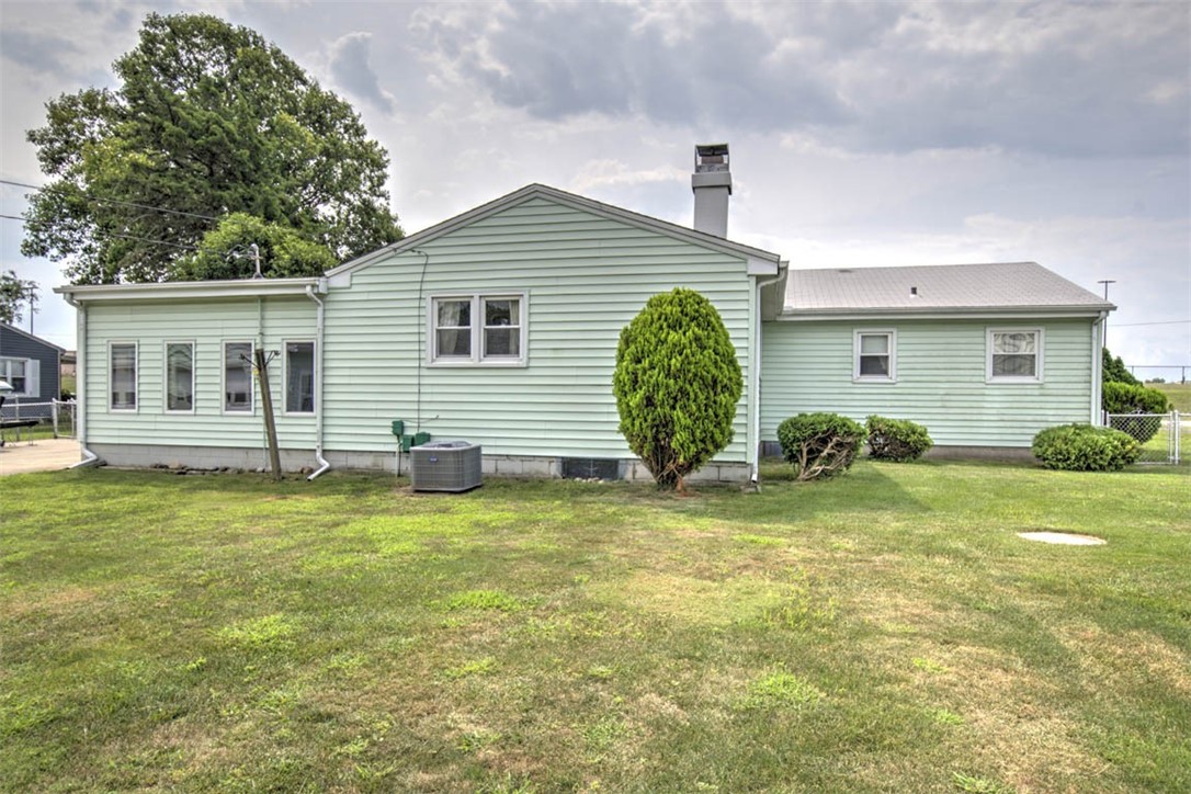 270 Shutter Drive Property Photo 24
