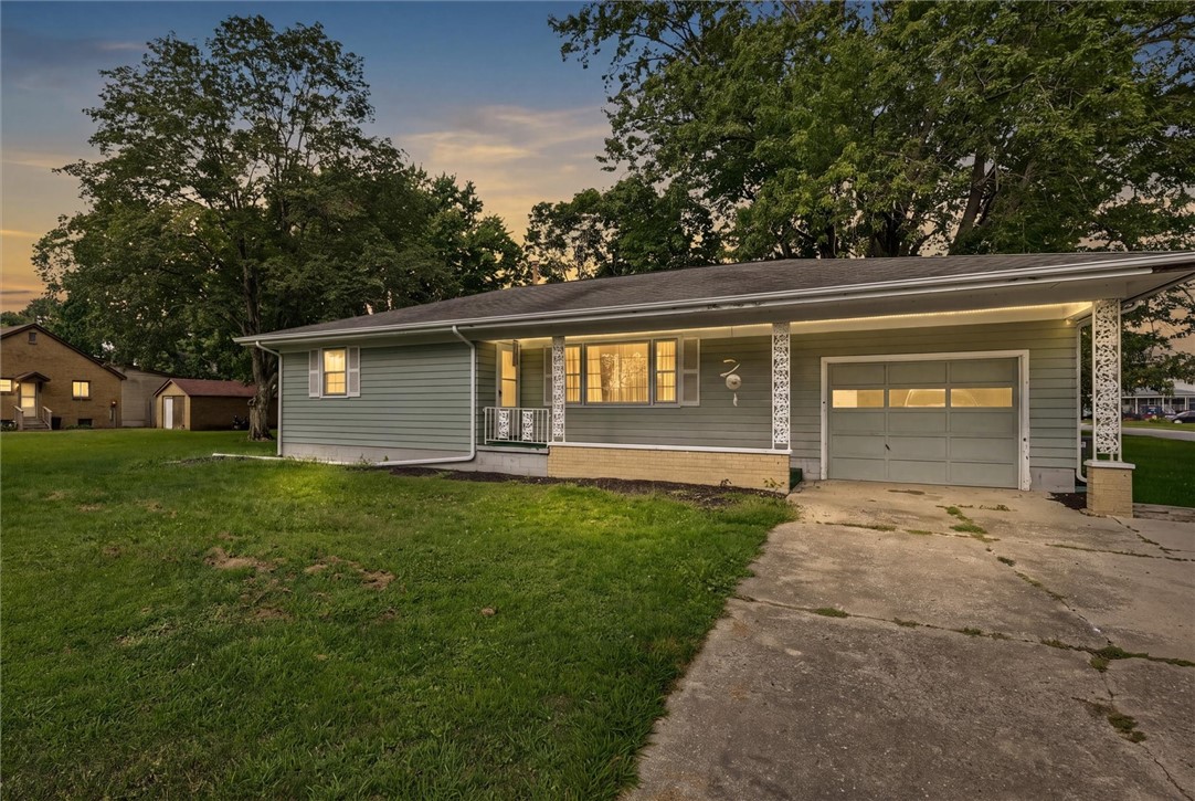 512 Douglas Street Property Photo 1