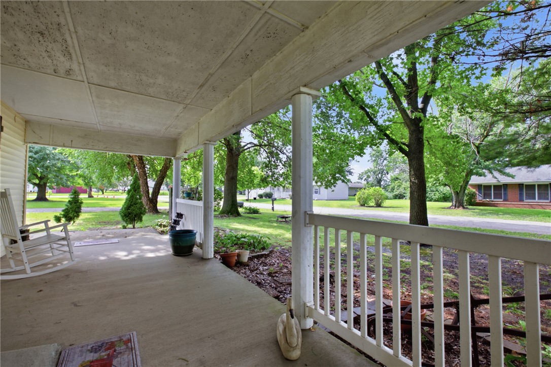 9 E Cedar Street Property Photo 3