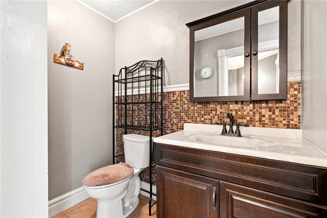9 E Cedar Street Property Photo 9