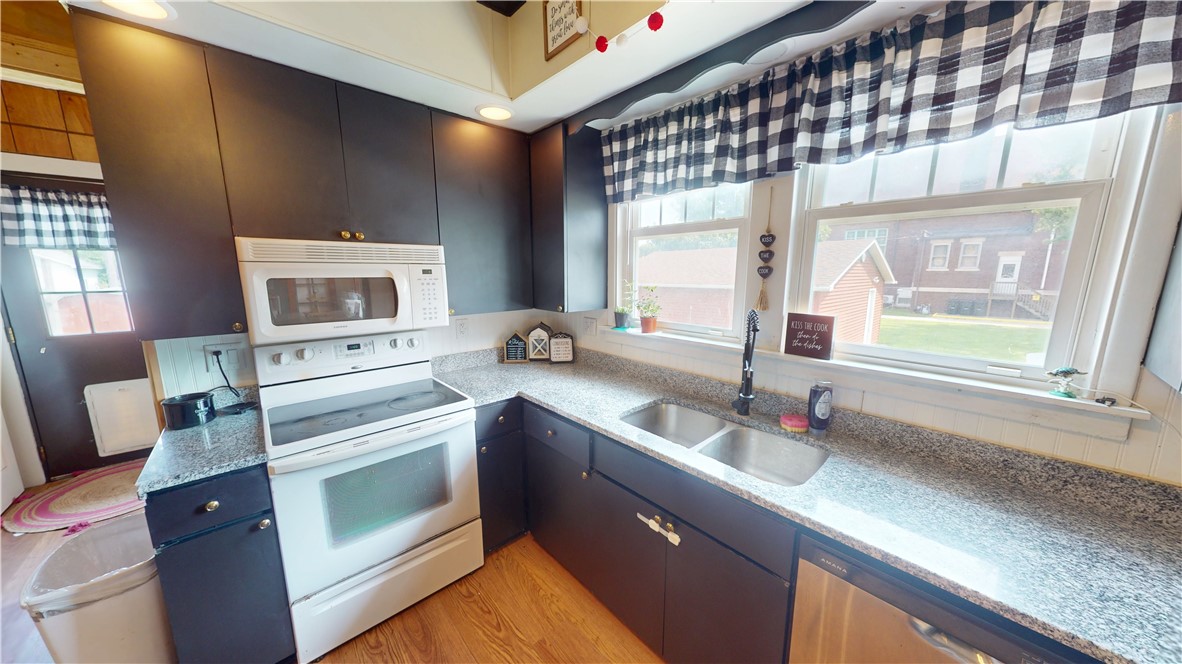 107 Stone Street Property Photo 16