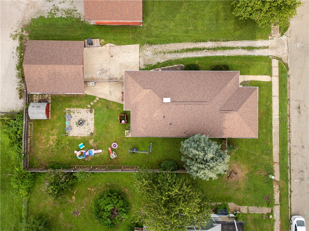 107 Stone Street Property Photo 23