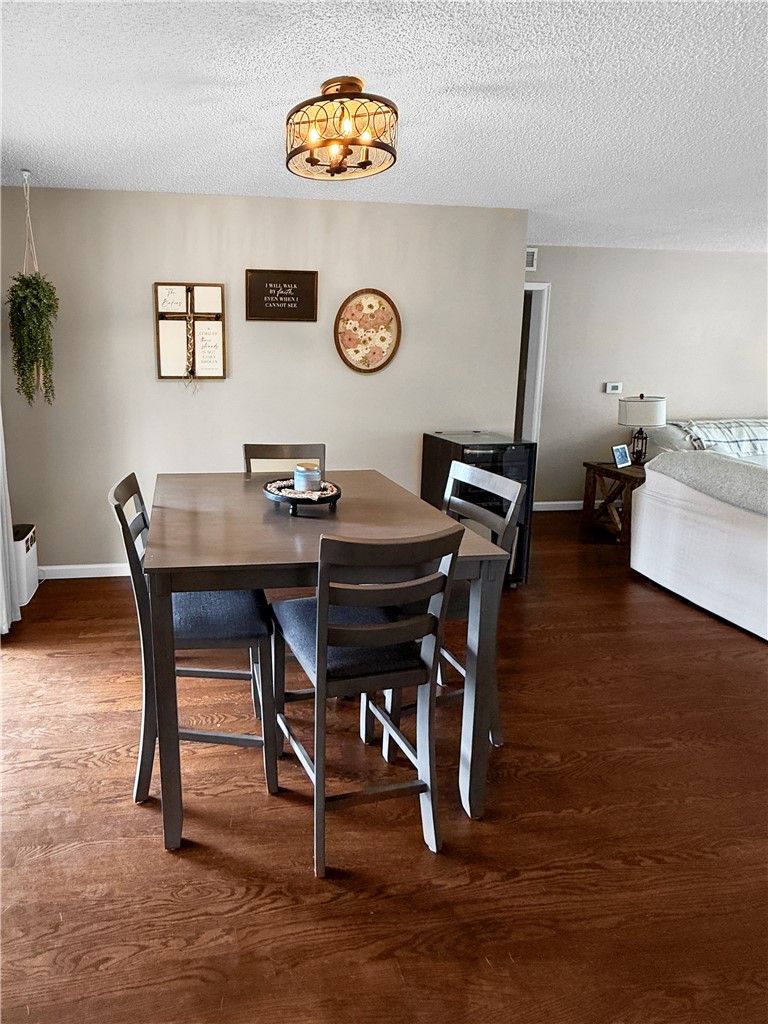 2813 Oak Avenue Property Photo 5