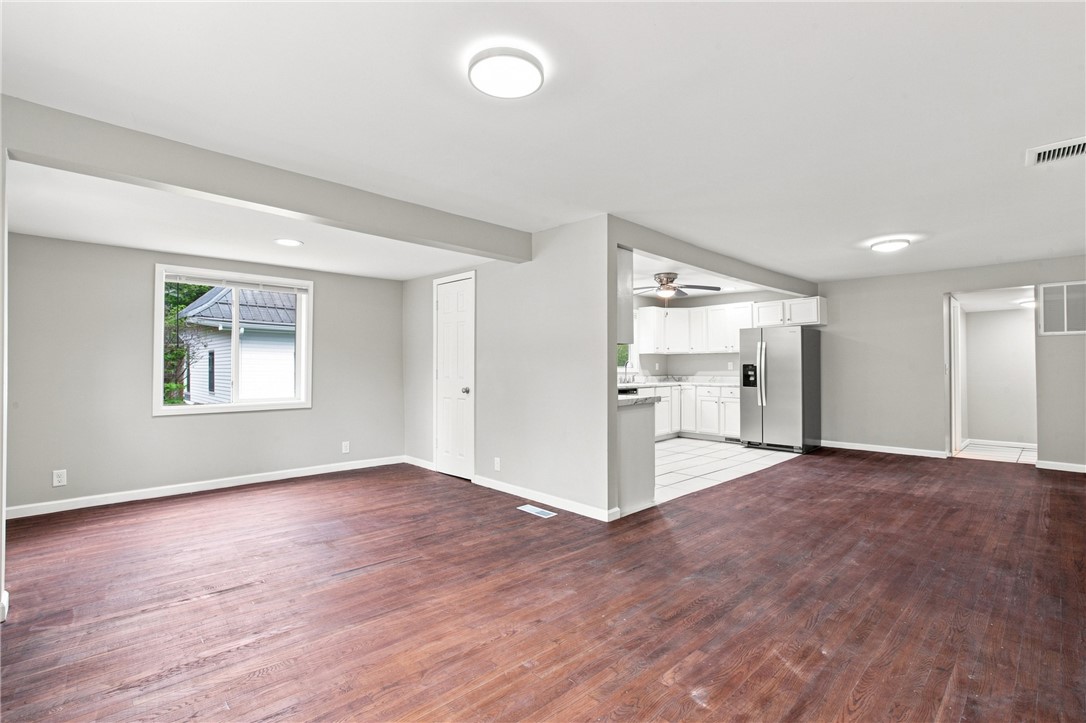 474 W 9th Street Property Photo 13