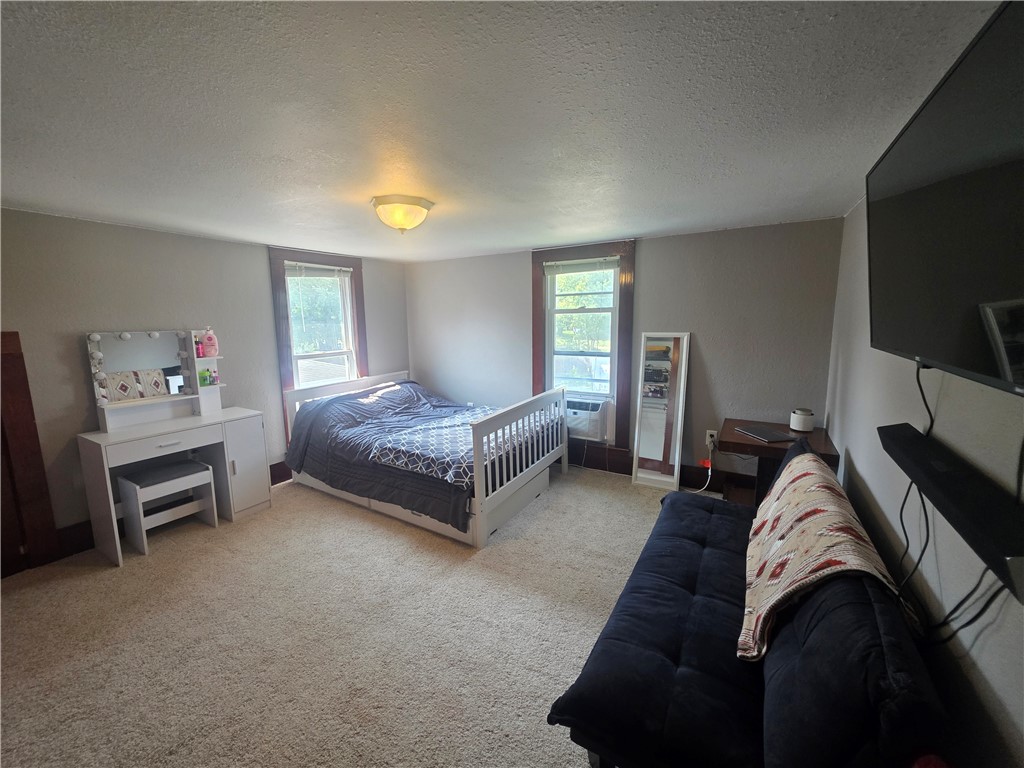 105 S Elizabeth Street Property Photo 23