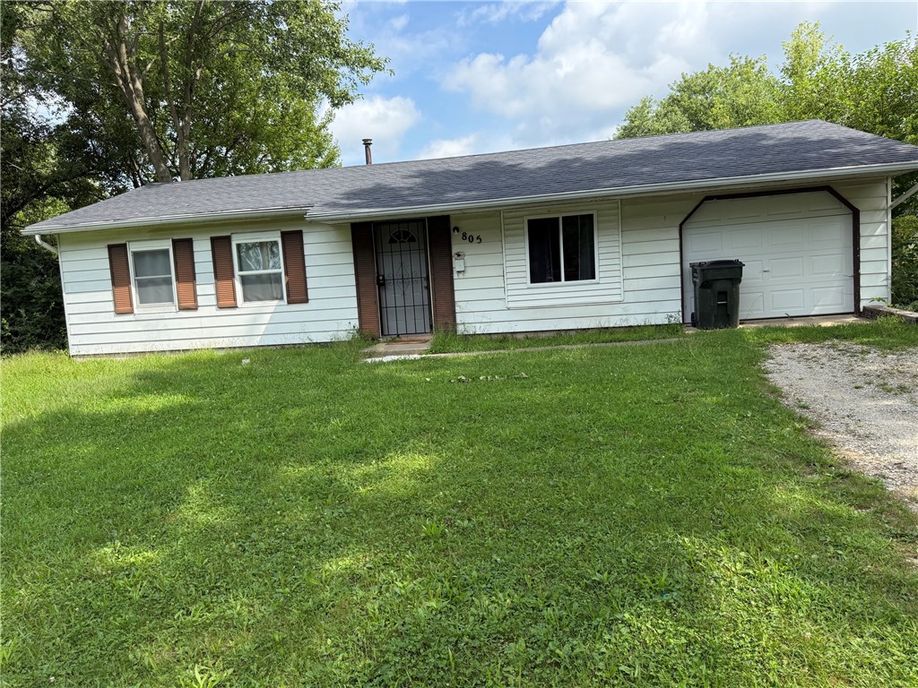 805 Sunset Ridge Property Photo 1