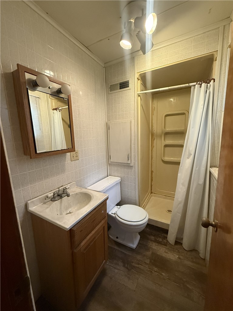 204 Boyer Avenue Property Photo 24