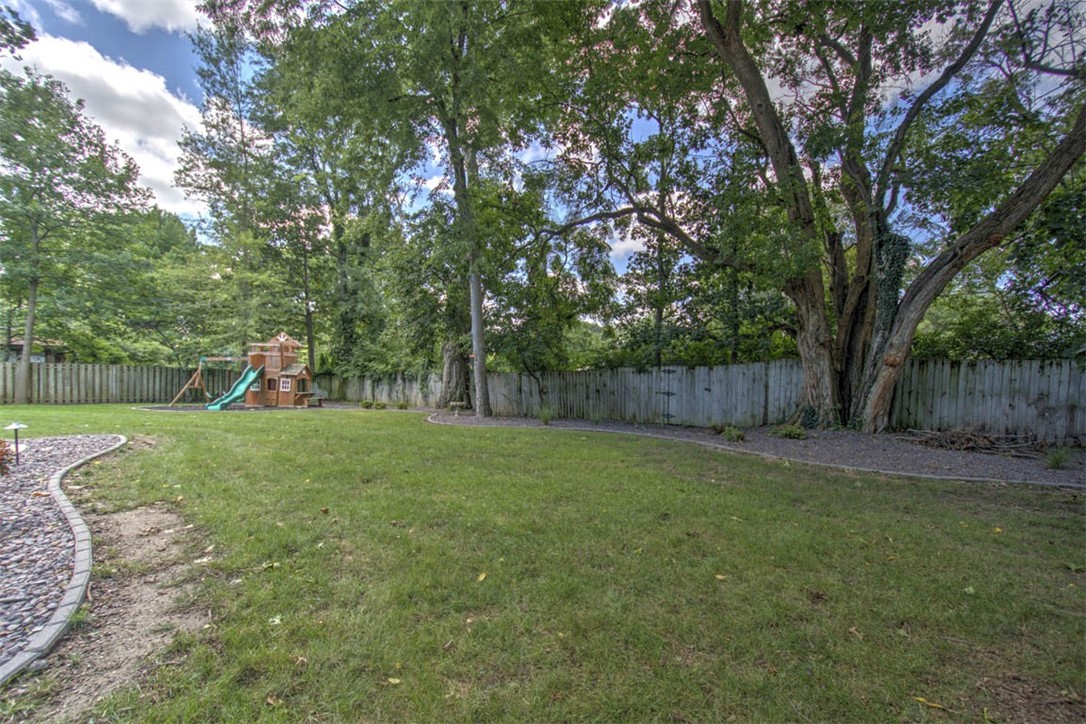2237 Western Drive Property Photo 40