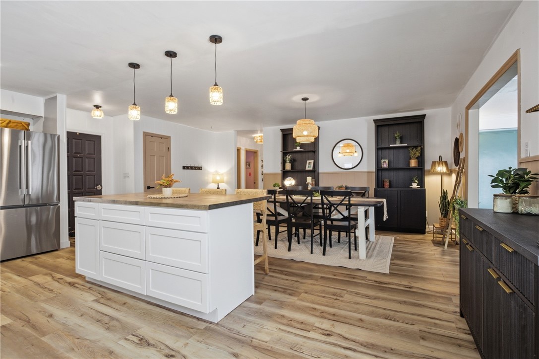 404 Clark Street Property Photo 7