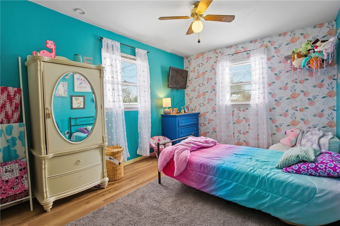 404 Clark Street Property Photo 15