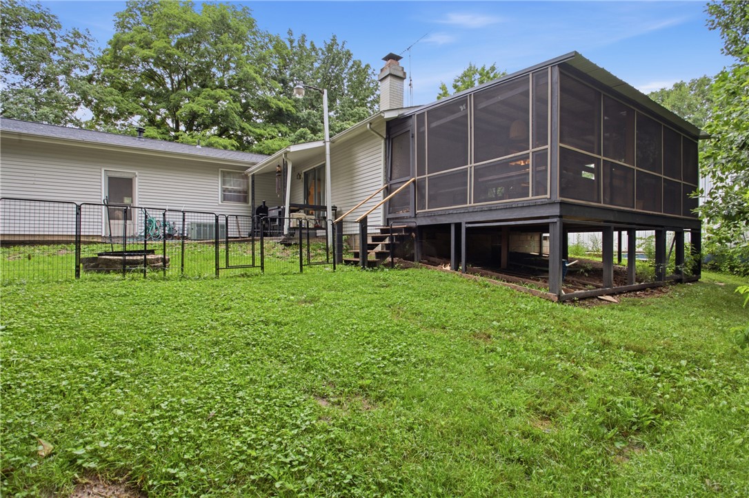 404 Clark Street Property Photo 24