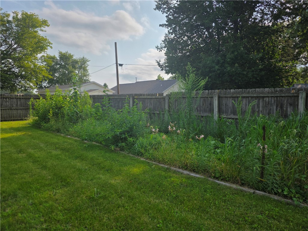 215 N Beech Street Property Photo 28