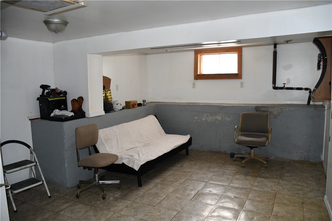 232 Broadway Street Property Photo 17