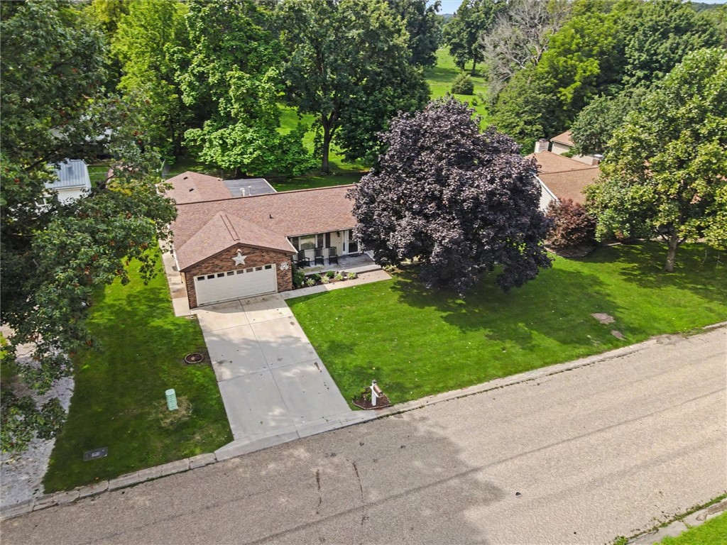 206 Cherokee Drive Property Photo 4