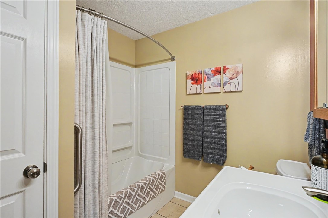 206 Cherokee Drive Property Photo 33