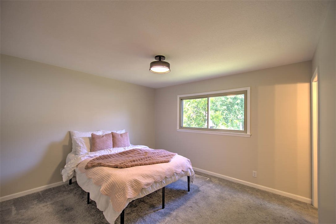 4487 Hale Drive Property Photo 16