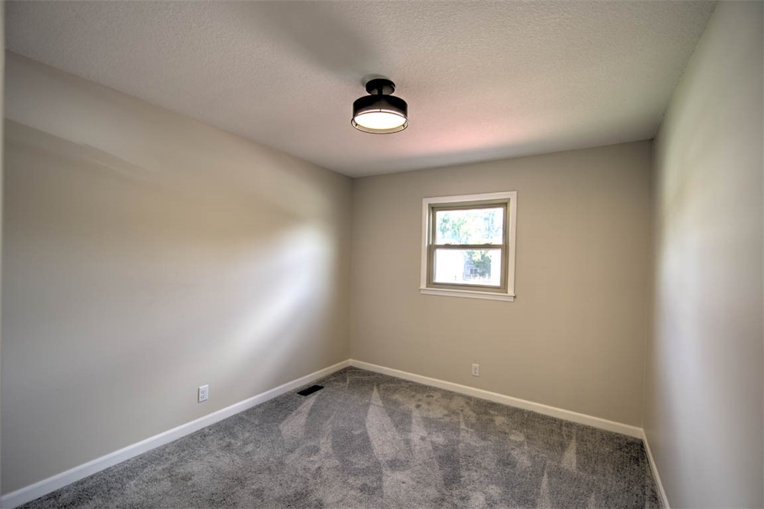 4487 Hale Drive Property Photo 17