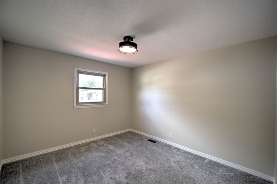 4487 Hale Drive Property Photo 18