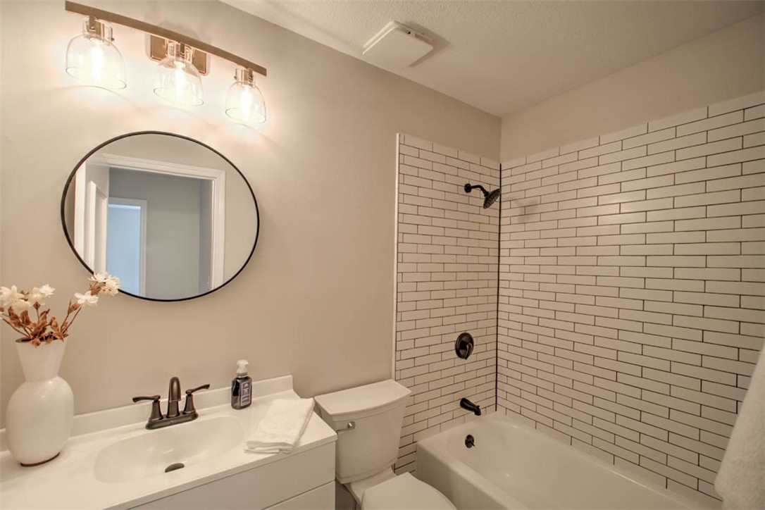 4487 Hale Drive Property Photo 20