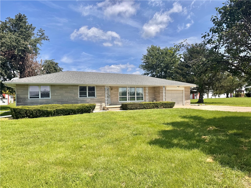 13982 E 1100th Avenue Property Photo 1